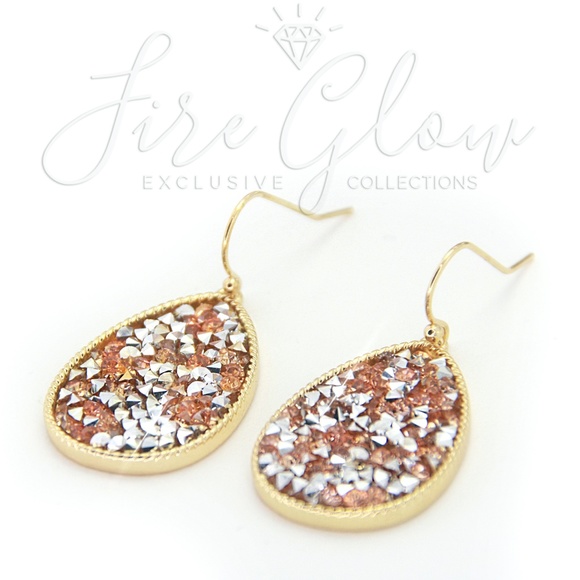 Teardrop Rose Gold Rhinestone Earrings - Picture 3 of 8